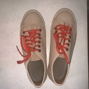 Seavee’s sneakers // 39 // army issue low